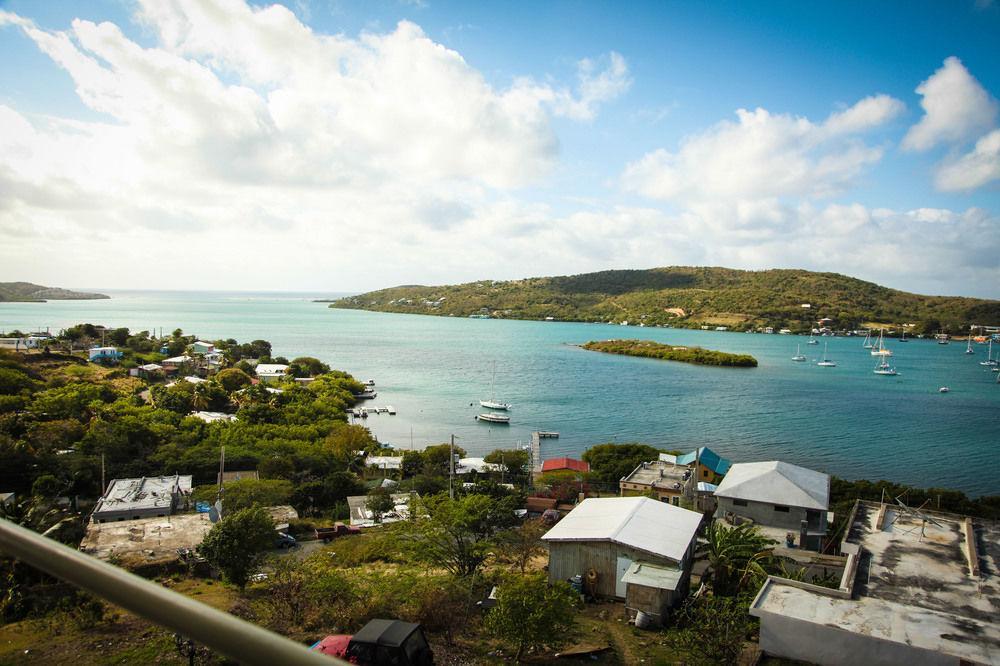 Casa Robinson Guest House Isla Culebra Exteriör bild