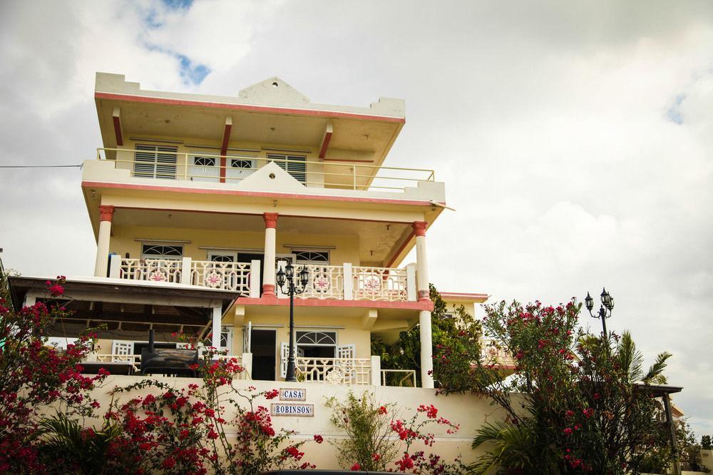 Casa Robinson Guest House Isla Culebra Exteriör bild
