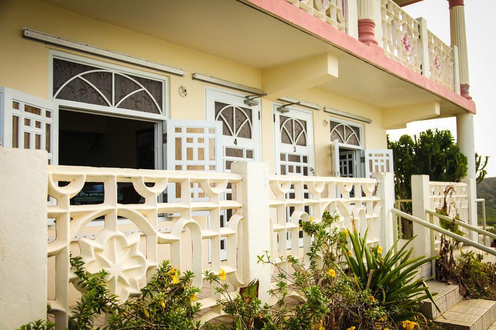 Casa Robinson Guest House Isla Culebra Exteriör bild